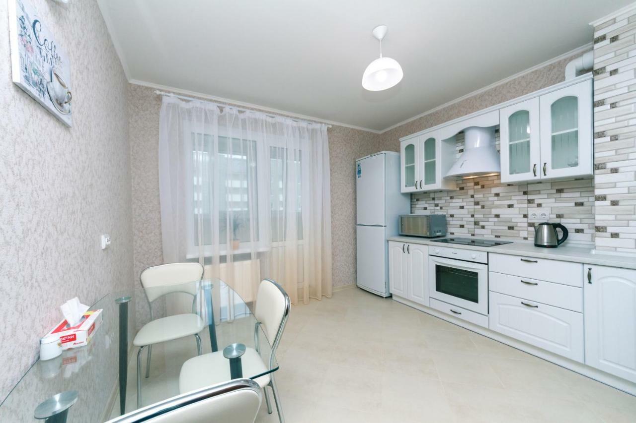 Видовая квартира Yaroslavichi-2 Вышгород Экстерьер фото